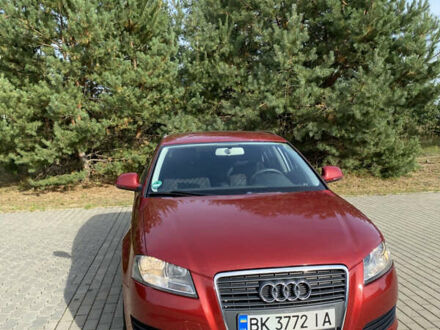 Красный Ауди А3, объемом двигателя 1.4 л и пробегом 197 тыс. км за 8000 $, фото 1 на Automoto.ua
