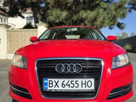 Красный Ауди А3, объемом двигателя 1.2 л и пробегом 106 тыс. км за 8900 $, фото 1 на Automoto.ua