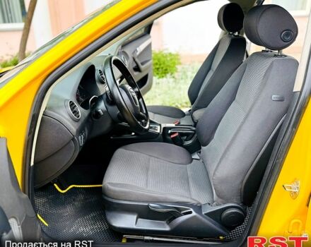 Желтый Ауди А3, объемом двигателя 2 л и пробегом 98 тыс. км за 8300 $, фото 9 на Automoto.ua