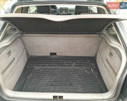 Серый Ауди А3, объемом двигателя 1.6 л и пробегом 300 тыс. км за 3750 $, фото 6 на Automoto.ua