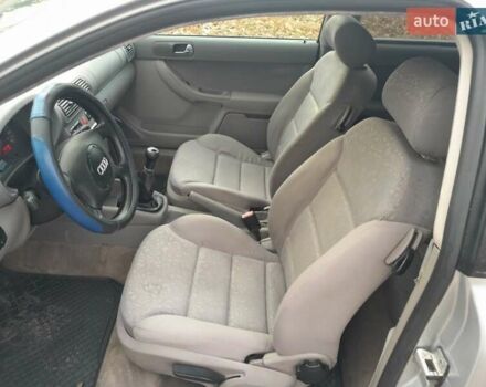 Серый Ауди А3, объемом двигателя 1.6 л и пробегом 300 тыс. км за 3750 $, фото 7 на Automoto.ua