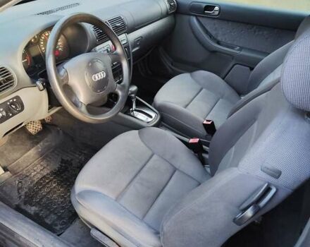 Серый Ауди А3, объемом двигателя 1.6 л и пробегом 218 тыс. км за 3800 $, фото 7 на Automoto.ua