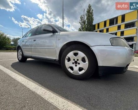 Сірий Ауді А3, об'ємом двигуна 1.8 л та пробігом 240 тис. км за 3999 $, фото 11 на Automoto.ua