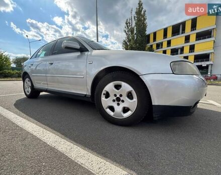 Сірий Ауді А3, об'ємом двигуна 1.8 л та пробігом 240 тис. км за 3999 $, фото 12 на Automoto.ua