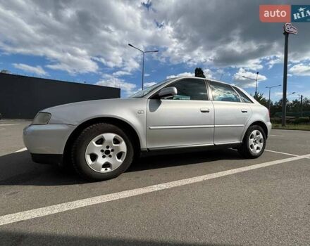 Сірий Ауді А3, об'ємом двигуна 1.8 л та пробігом 240 тис. км за 3999 $, фото 7 на Automoto.ua