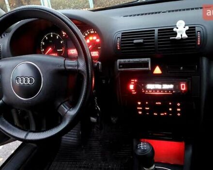 Ауди А3 2001 в Черкассах на Automoto.ua Серый Ауди А3, объемом двигателя 1.6 л и пробегом 310 тыс. км за 3450 $, фото 2 на Automoto.ua