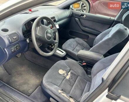 Сірий Ауді А3, об'ємом двигуна 1.8 л та пробігом 240 тис. км за 3999 $, фото 24 на Automoto.ua