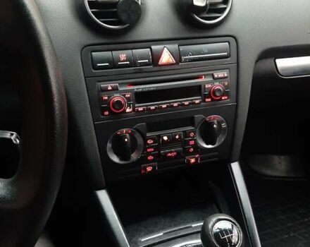 Серый Ауди А3, объемом двигателя 1.6 л и пробегом 256 тыс. км за 4899 $, фото 2 на Automoto.ua