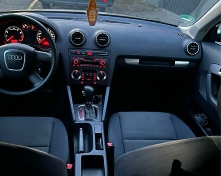 Сірий Ауді А3, об'ємом двигуна 2 л та пробігом 205 тис. км за 7600 $, фото 5 на Automoto.ua