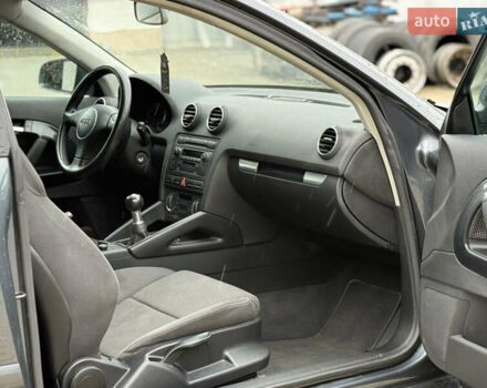 Серый Ауди А3, объемом двигателя 2 л и пробегом 220 тыс. км за 4450 $, фото 13 на Automoto.ua