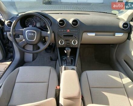 Сірий Ауді А3, об'ємом двигуна 2 л та пробігом 128 тис. км за 6400 $, фото 25 на Automoto.ua