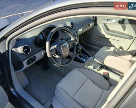 Сірий Ауді А3, об'ємом двигуна 2 л та пробігом 128 тис. км за 6400 $, фото 27 на Automoto.ua