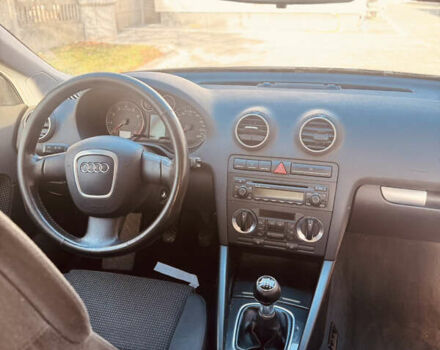 Сірий Ауді А3, об'ємом двигуна 1.6 л та пробігом 251 тис. км за 5500 $, фото 6 на Automoto.ua
