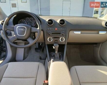 Сірий Ауді А3, об'ємом двигуна 2 л та пробігом 128 тис. км за 6400 $, фото 24 на Automoto.ua