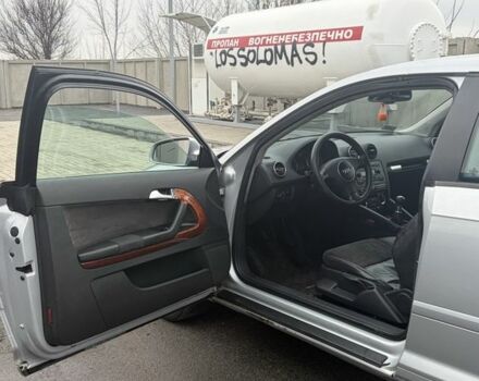 Серый Ауди А3, объемом двигателя 2 л и пробегом 300 тыс. км за 2650 $, фото 7 на Automoto.ua