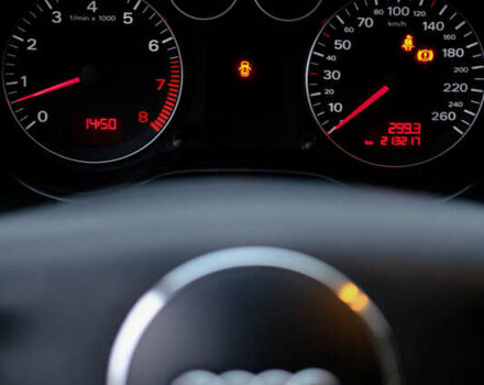 Сірий Ауді А3, об'ємом двигуна 1.6 л та пробігом 212 тис. км за 6300 $, фото 20 на Automoto.ua