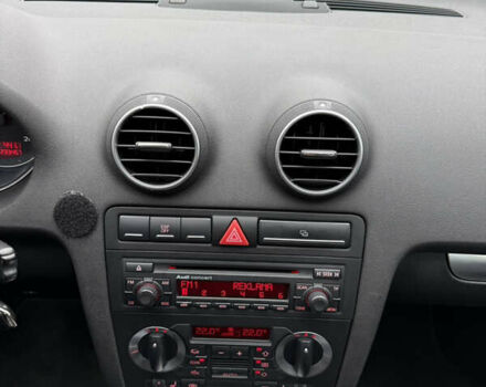 Сірий Ауді А3, об'ємом двигуна 1.6 л та пробігом 231 тис. км за 6950 $, фото 90 на Automoto.ua