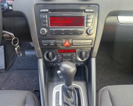 Сірий Ауді А3, об'ємом двигуна 1.6 л та пробігом 167 тис. км за 8400 $, фото 16 на Automoto.ua