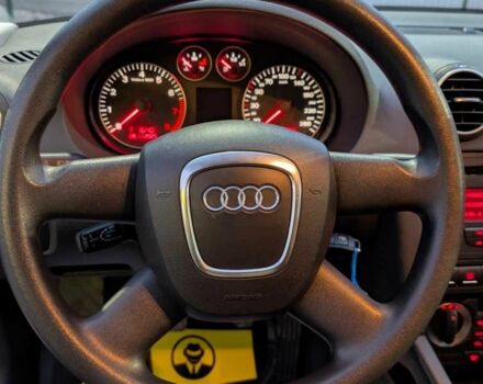 Сірий Ауді А3, об'ємом двигуна 1.8 л та пробігом 190 тис. км за 7299 $, фото 12 на Automoto.ua
