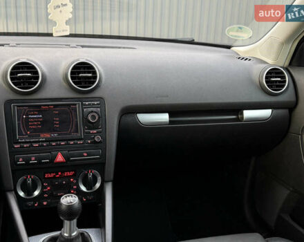 Сірий Ауді А3, об'ємом двигуна 1.6 л та пробігом 203 тис. км за 6890 $, фото 77 на Automoto.ua