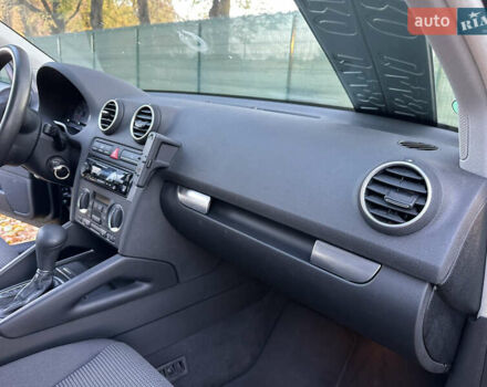 Серый Ауди А3, объемом двигателя 1.6 л и пробегом 203 тыс. км за 7300 $, фото 52 на Automoto.ua