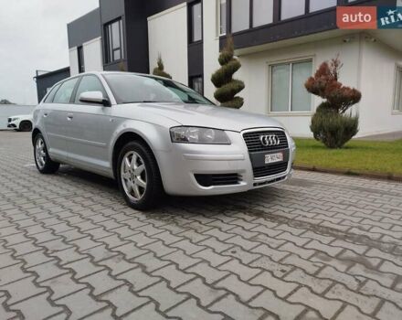 Серый Ауди А3, объемом двигателя 1.4 л и пробегом 200 тыс. км за 6500 $, фото 2 на Automoto.ua