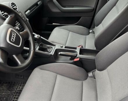 Серый Ауди А3, объемом двигателя 1.6 л и пробегом 257 тыс. км за 6500 $, фото 4 на Automoto.ua