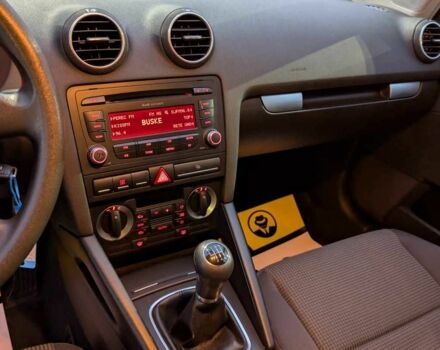 Сірий Ауді А3, об'ємом двигуна 1.8 л та пробігом 190 тис. км за 7299 $, фото 14 на Automoto.ua