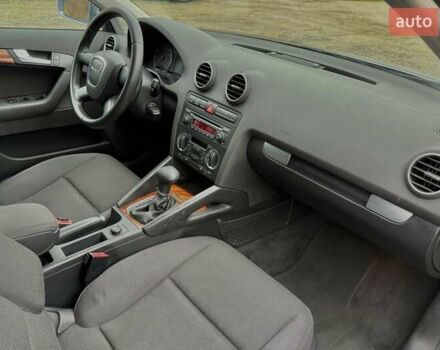 Серый Ауди А3, объемом двигателя 1.6 л и пробегом 168 тыс. км за 8500 $, фото 19 на Automoto.ua