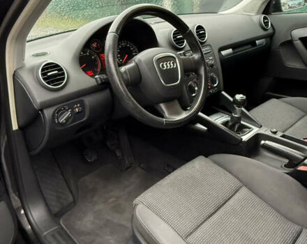 Сірий Ауді А3, об'ємом двигуна 1.6 л та пробігом 231 тис. км за 6950 $, фото 76 на Automoto.ua