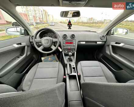 Ауді А3 2008 у Вінниці на Automoto.ua Сірий Ауді А3, об'ємом двигуна 1.6 л та пробігом 204 тис. км за 7999 $, фото 58 на Automoto.ua
