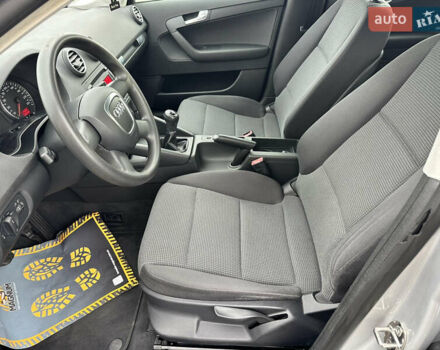 Ауді А3 2008 у Вінниці на Automoto.ua Сірий Ауді А3, об'ємом двигуна 1.6 л та пробігом 204 тис. км за 7999 $, фото 35 на Automoto.ua