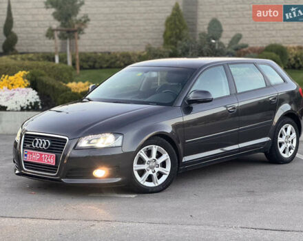 Серый Ауди А3, объемом двигателя 1.98 л и пробегом 220 тыс. км за 8999 $, фото 3 на Automoto.ua