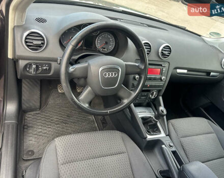 Серый Ауди А3, объемом двигателя 2 л и пробегом 234 тыс. км за 9750 $, фото 7 на Automoto.ua