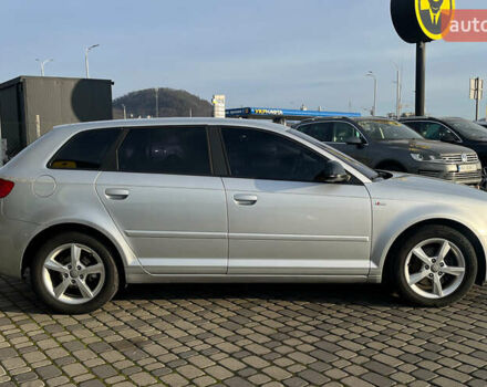 Серый Ауди А3, объемом двигателя 1.39 л и пробегом 219 тыс. км за 8800 $, фото 7 на Automoto.ua