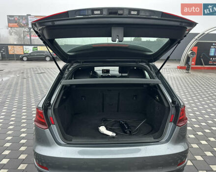 Сірий Ауді А3, об'ємом двигуна 1.4 л та пробігом 120 тис. км за 15500 $, фото 7 на Automoto.ua