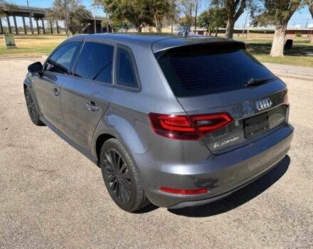 Серый Ауди А3, объемом двигателя 1.4 л и пробегом 110 тыс. км за 5500 $, фото 5 на Automoto.ua