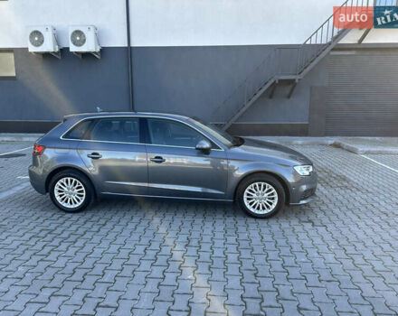 Ауді А3 2017 у Красилове на Automoto.ua Сірий Ауді А3, об'ємом двигуна 1.6 л та пробігом 138 тис. км за 17250 $, фото 7 на Automoto.ua