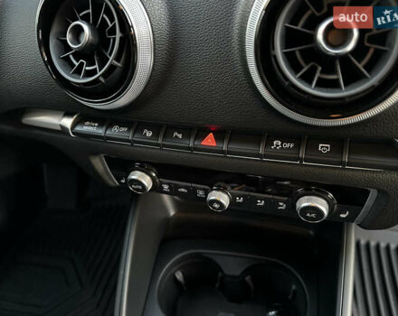 Сірий Ауді А3, об'ємом двигуна 1.6 л та пробігом 139 тис. км за 17300 $, фото 30 на Automoto.ua