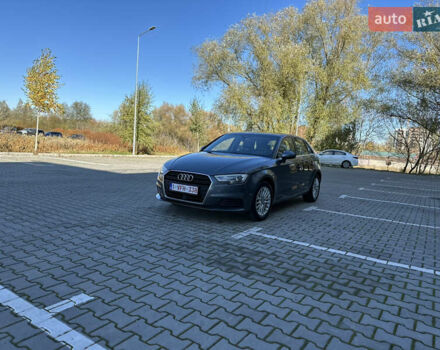 Ауді А3 2017 у Красилове на Automoto.ua Сірий Ауді А3, об'ємом двигуна 1.6 л та пробігом 138 тис. км за 17250 $, фото 2 на Automoto.ua
