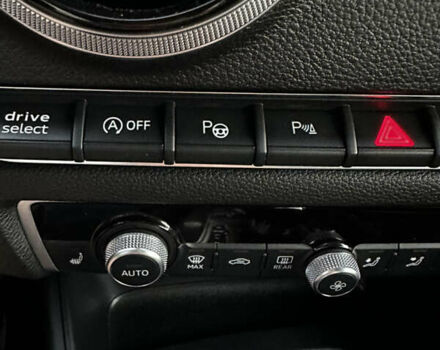 Ауді А3 2017 у Красилове на Automoto.ua Сірий Ауді А3, об'ємом двигуна 1.6 л та пробігом 138 тис. км за 17250 $, фото 30 на Automoto.ua
