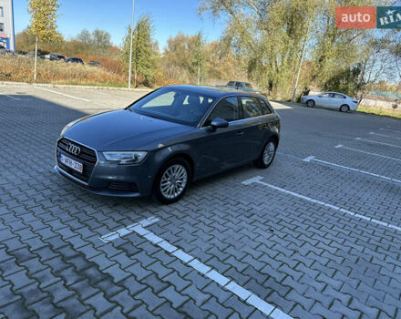 Ауді А3 2017 у Красилове на Automoto.ua Сірий Ауді А3, об'ємом двигуна 1.6 л та пробігом 138 тис. км за 17250 $, фото 6 на Automoto.ua