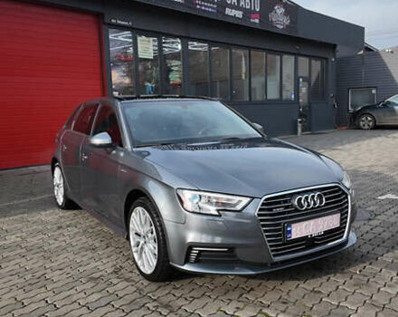 Сірий Ауді А3, об'ємом двигуна 0 л та пробігом 40 тис. км за 17500 $, фото 7 на Automoto.ua