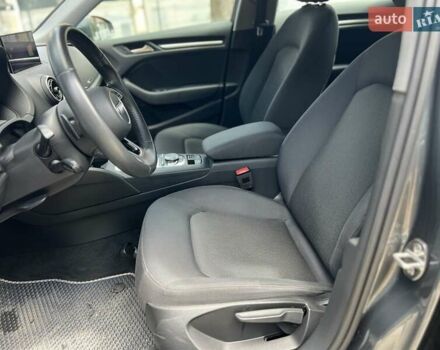 Серый Ауди А3, объемом двигателя 1.6 л и пробегом 175 тыс. км за 18450 $, фото 20 на Automoto.ua