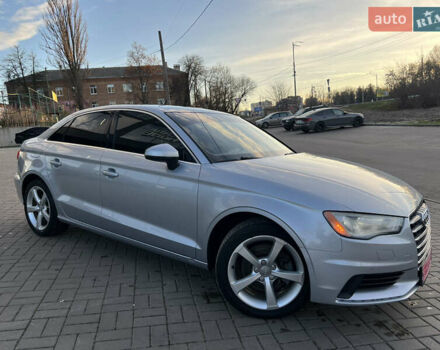 Сірий Ауді А3, об'ємом двигуна 1.8 л та пробігом 200 тис. км за 11900 $, фото 6 на Automoto.ua