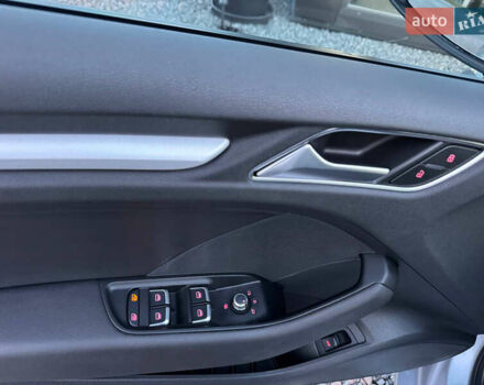 Сірий Ауді А3, об'ємом двигуна 1.8 л та пробігом 130 тис. км за 11990 $, фото 56 на Automoto.ua