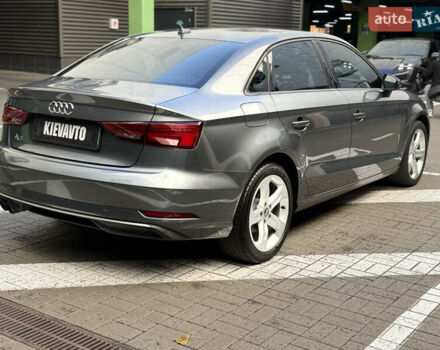 Ауді А3 2017 у Києві на Automoto.ua Сірий Ауді А3, об'ємом двигуна 2 л та пробігом 170 тис. км за 14800 $, фото 4 на Automoto.ua