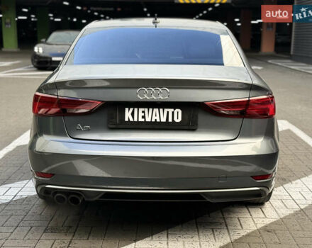 Ауді А3 2017 у Києві на Automoto.ua Сірий Ауді А3, об'ємом двигуна 2 л та пробігом 170 тис. км за 14800 $, фото 5 на Automoto.ua