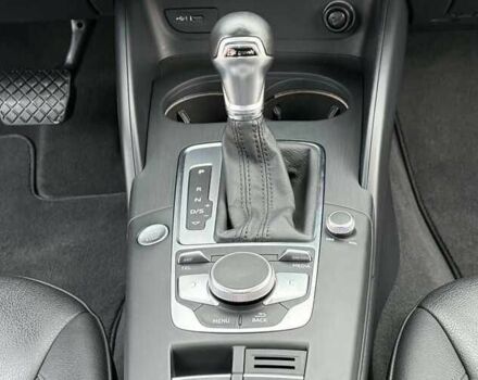 Сірий Ауді А3, об'ємом двигуна 2 л та пробігом 47 тис. км за 18000 $, фото 9 на Automoto.ua