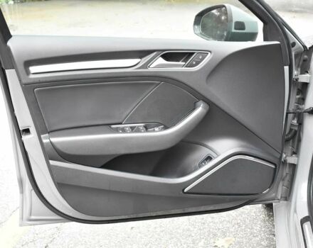 Ауди А3 2020 в Днепре (Днепропетровске) на Automoto.ua Серый Ауди А3, объемом двигателя 2 л и пробегом 49 тыс. км за 9000 $, фото 10 на Automoto.ua